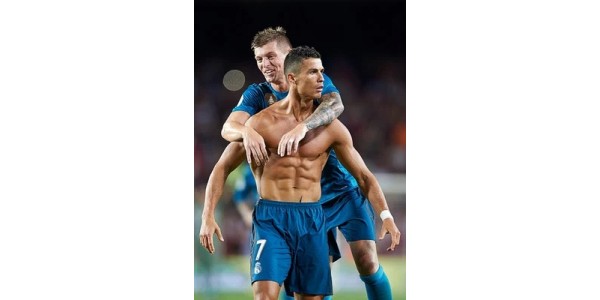 Olympique de Marseille is van plan Ronaldo te introduceren